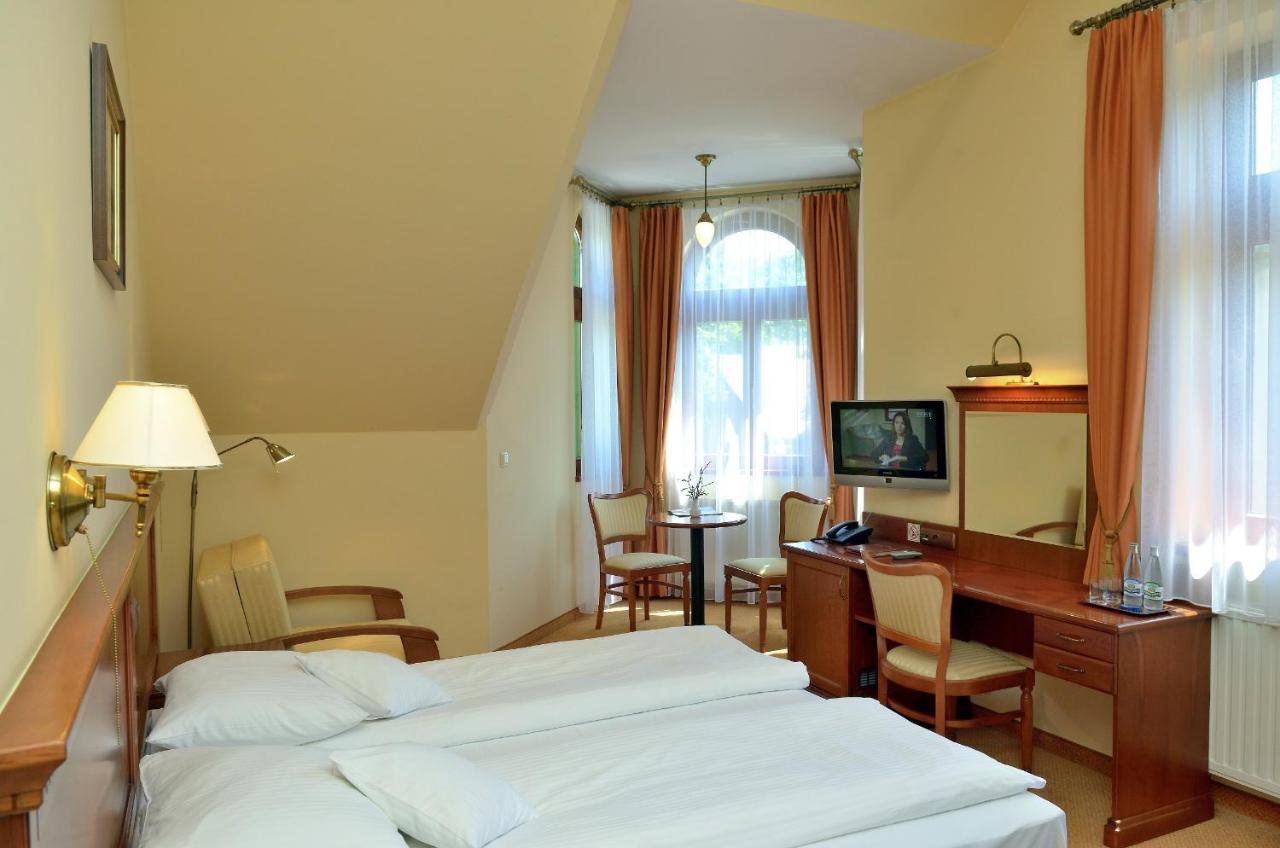 Hotel Stefania Krynica-Zdrój Exterior foto