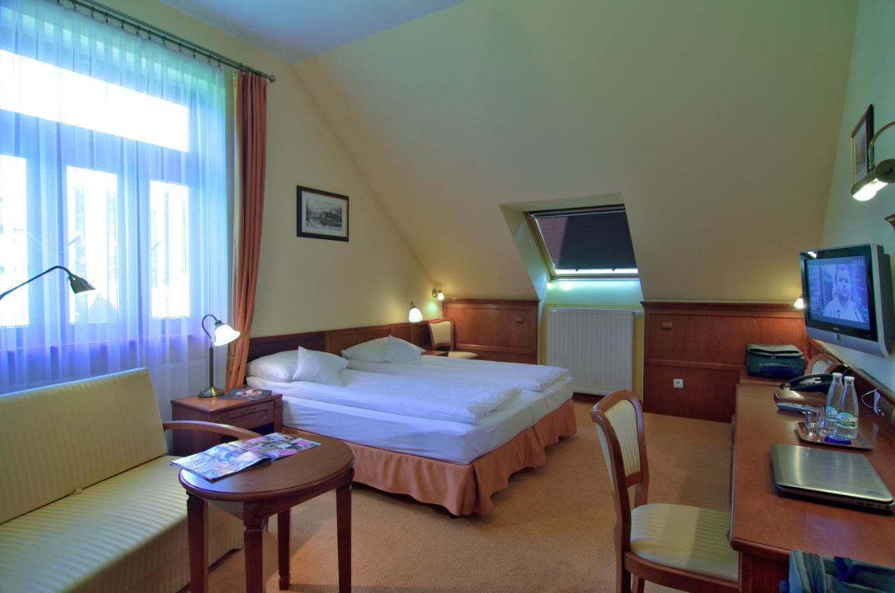 Hotel Stefania Krynica-Zdrój Exterior foto
